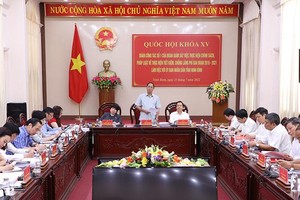 Buổi làm việc của Đoàn giám sát của Quốc hội tại Ninh Bình.