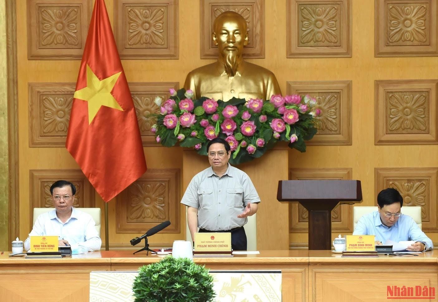 Thủ tướng Phạm Minh Chính kiểm tra tiến độ Dự án đường sắt đô thị Nhổn-Ga Hà Nội ảnh 11
