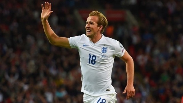 Tiền đạo đội tuyển Anh Harry Kane ăn mừng bàn thắng ở vòng loại Euro 2016. (Ảnh: Getty)