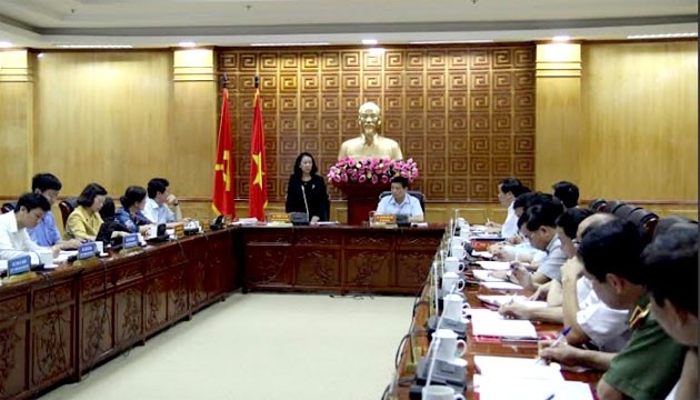 Đồng chí Trương Thị Mai cùng đoàn công tác làm việc với Ban Thường vụ tỉnh Lai Châu.