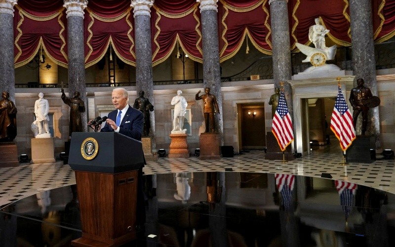 Tổng thống Biden có bài phát biểu nhân kỷ niệm 1 năm ngày xảy ra cuộc bạo loạn tại Đồi Capitol. (Ảnh: Reuters)