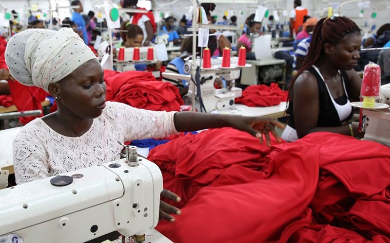Nhà máy dệt may ở Ghana. Ảnh UN 
