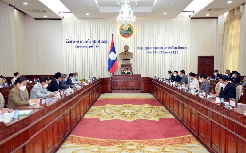 Toàn cảnh Phiên họp thường kỳ tháng 1 của Chính phủ Lào năm 2022. (Ảnh: Pasaxon)