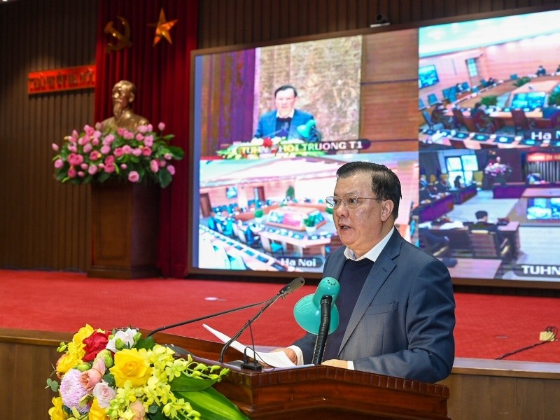 Đồng chí Đinh Tiến Dũng, Ủy viên Bộ Chính trị, Bí thư Thành ủy Hà Nội phát biểu kết luận hội nghị. (Ảnh Duy Linh)