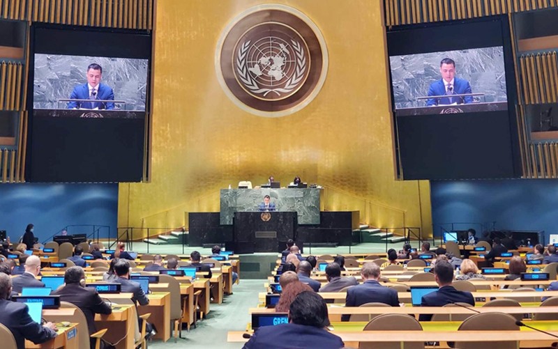 Đại sứ Đặng Hoàng Giang, Trưởng Phái đoàn Thường trực Việt Nam tại Liên hợp quốc phát biểu tại phiên họp khẩn cấp lần thứ 11 để thảo luận về tình hình Ukraine. (Ảnh BNG)