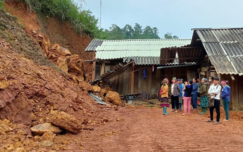 Hiện trường vụ sạt lở đất vào nhà làm chết người ở xã Xuân Lạc (Chợ Đồn) vào tháng 11/2021.