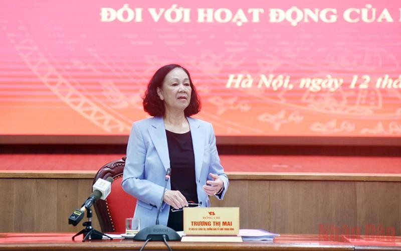 Đồng chí Trương Thị Mai phát biểu kết luận buổi làm việc.
