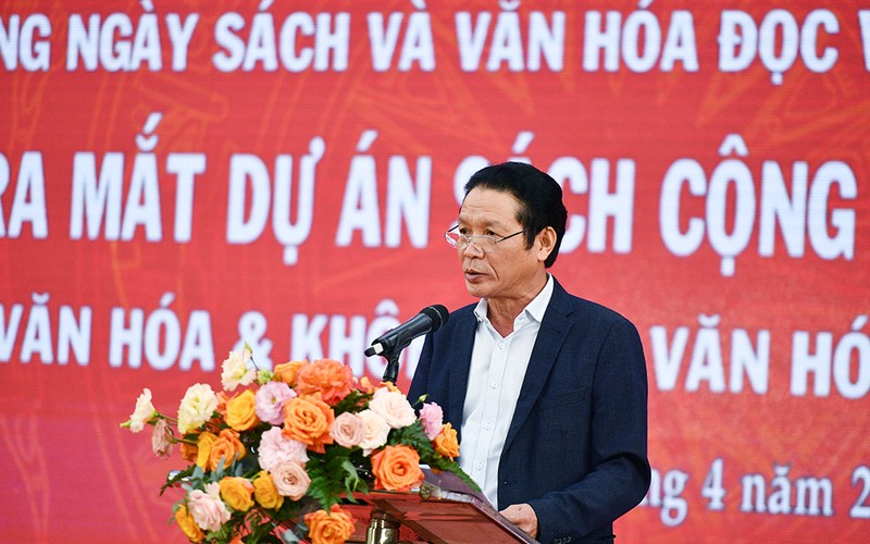 Chủ tịch Hội Xuất bản Việt Nam Hoàng Vĩnh Bảo phát biểu tại lễ phát động. (Ảnh: Ban tổ chức)