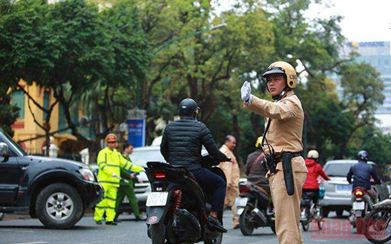 Cục Cảnh sát giao thông đề nghị người dân tuân thủ chặt chẽ các quy định về bảo đảm trật tự an toàn giao thông trong thời gian diễn ra SEA Games 31.