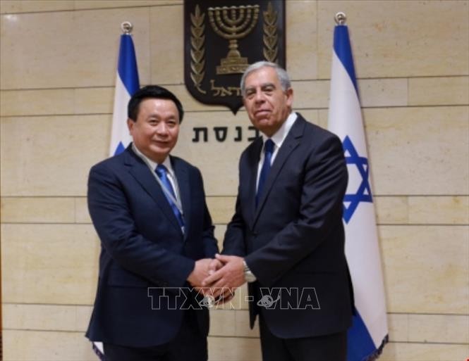 Đồng chí Nguyễn Xuân Thắng gặp ông Michael Mickey Levy, Chủ tịch Quốc hội Israel (Knesset). Ảnh: Văn Ứng - P/v TTXVN tại Israel