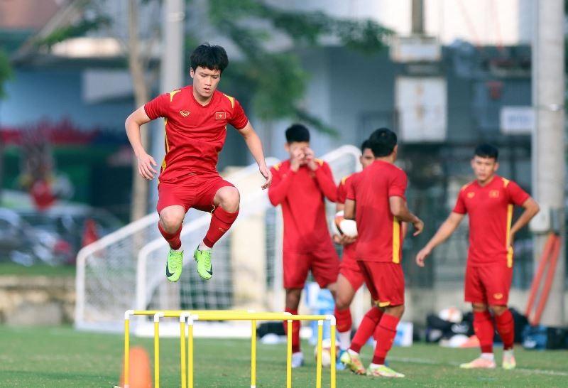 Các cầu thủ U23 Việt Nam tập luyện trước trận gặp U23 Myanmar. (Ảnh: VFF)
