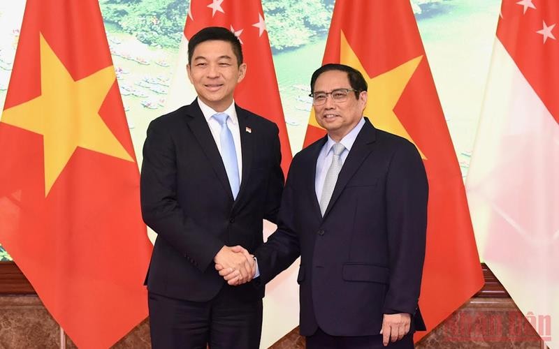 Thủ tướng Phạm Minh Chính và Chủ tịch Quốc hội Singapore Tan Chuan-Jin.