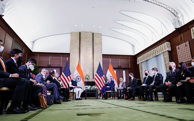 Tổng thống Mỹ Biden và Thủ tướng Ấn Độ Modi tiến hành họp song phương bên lề Hội nghị thượng đỉnh Nhóm Bộ Tứ, tại Tokyo, ngày 24/5. (Ảnh: Reuters)
