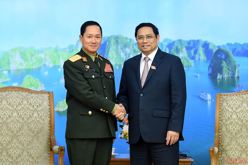 Thủ tướng Phạm Minh Chính và Trung tướng Khamlieng Outhakaysone.