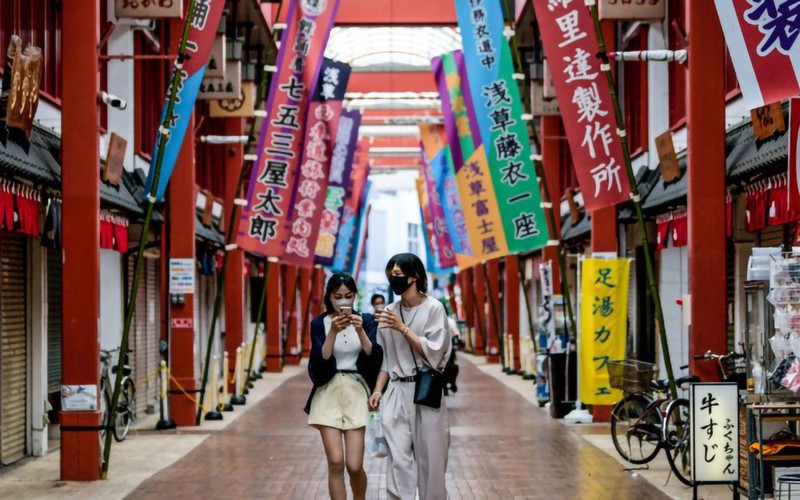 Nhật Bản mở cửa có điều kiện cho khách du lịch nước ngoài. (Ảnh UNHERD)