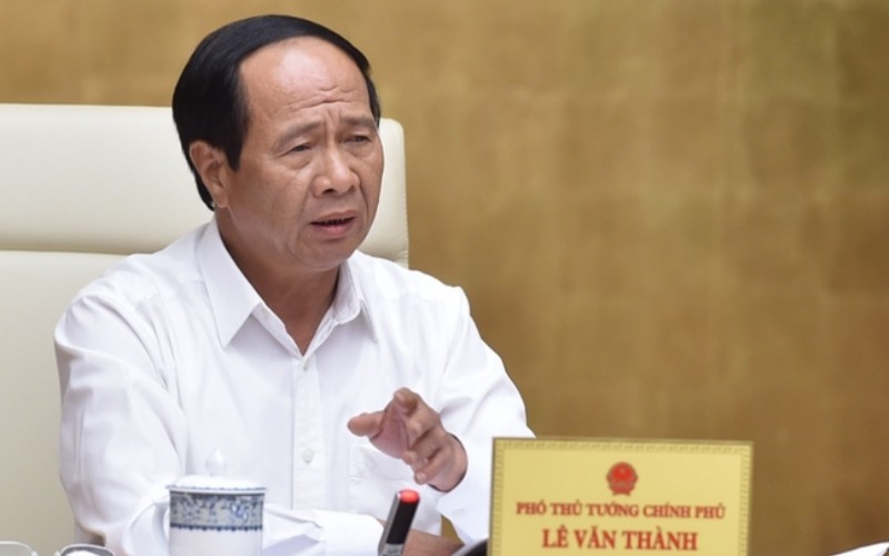 Phó Thủ tướng Lê Văn Thành phát biểu tại cuộc họp.