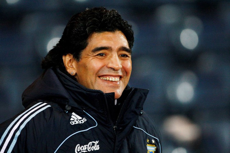 Maradona khi còn làm HLV trưởng đội tuyển Argentina hồi năm 2008. (Ảnh: Reuters) 