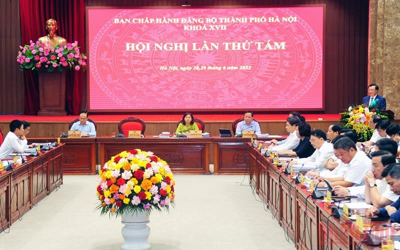 Hội nghị của Thành ủy Hà Nội ngày 29/6.