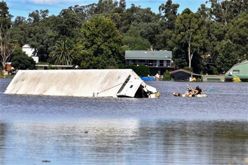 Lũ lụt do ảnh hưởng La Nina tại Windsor, ngoại ô Sydney, Australia, ngày 24/3/2021. (Ảnh: AFP/TTXVN)