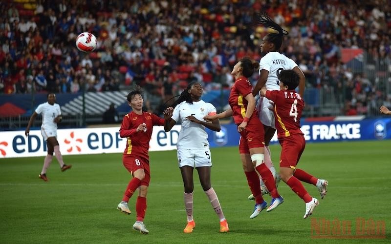 Đội tuyển nữ Việt Nam thua trước đội tuyển thứ 3 thế giới