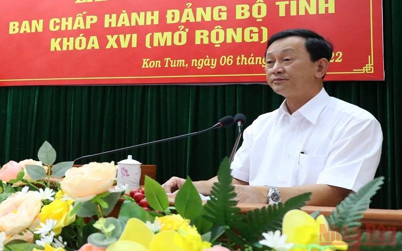 Đồng chí Dương Văn Trang, Uỷ viên Trung ương Đảng, Bí thư Tỉnh uỷ, Chủ tịch Hội đồng nhân dân tỉnh Kon Tum giữ chức Trưởng Ban Chỉ đạo.