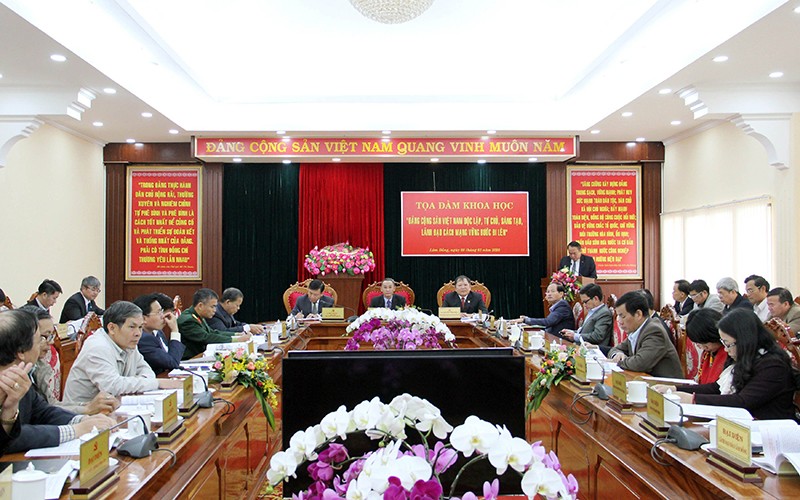 Tỉnh ủy Lâm Đồng tổ chức tọa đàm khoa học “Đảng Cộng sản Việt Nam độc lập, tự chủ, sáng tạo, lãnh đạo cách mạng vững bước đi lên”.