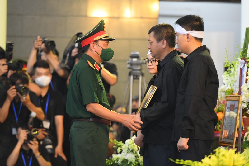 Tổ chức trọng thể lễ tang 3 liệt sĩ cảnh sát chữa cháy hy sinh ảnh 3