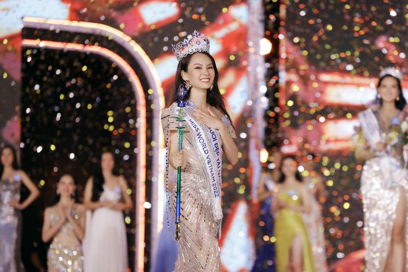 Huỳnh Nguyễn Mai Phương giành Vương miện Hoa hậu Thế giới Việt Nam năm 2022 ảnh 1