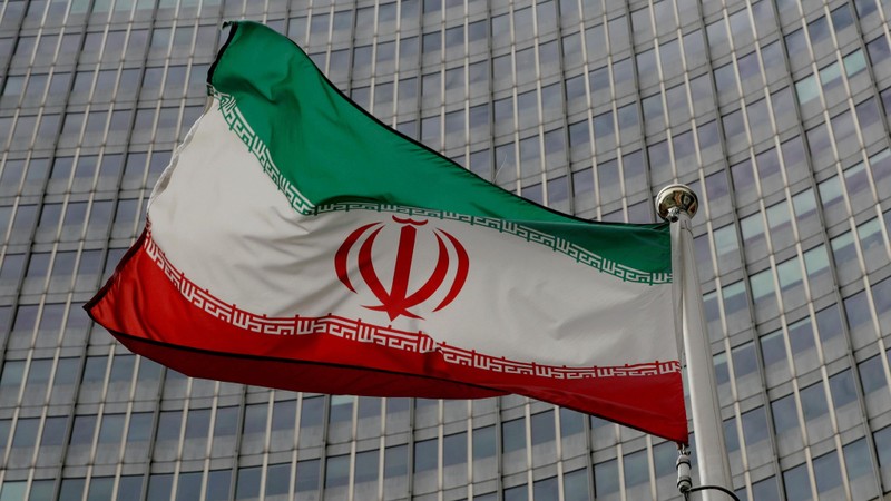 Cờ của Iran trước trụ sở của IAEA tại Vienna, Áo, tháng 9/2019. (Ảnh: Reuters)