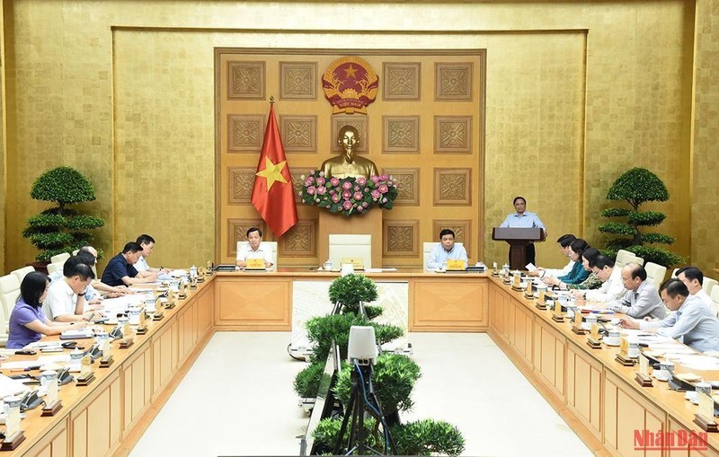 Thủ tướng Phạm Minh Chính chủ trì buổi làm việc lấy ý kiến hoàn thiện Đề án kinh tế vĩ mô ảnh 2