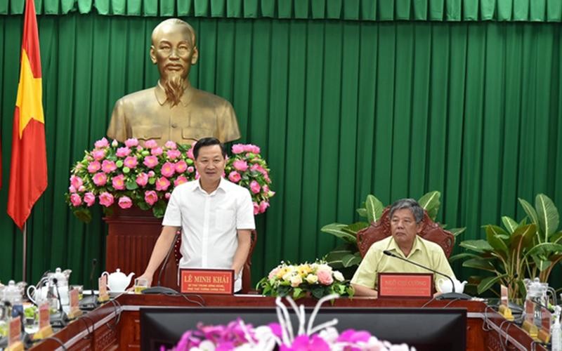 Đồng chí Lê Minh Khái, Bí thư Trung ương Đảng, Phó Thủ tướng Chính phủ, Trưởng Đoàn kiểm tra 544 phát biểu tại Hội nghị.