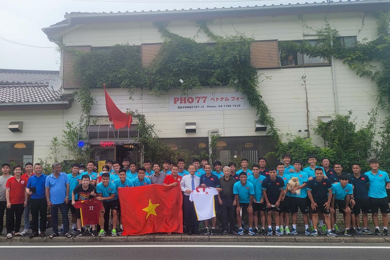 U20 Việt Nam “tập trận” cùng U20 Nhật Bản qua 3 hiệp đấu ảnh 2