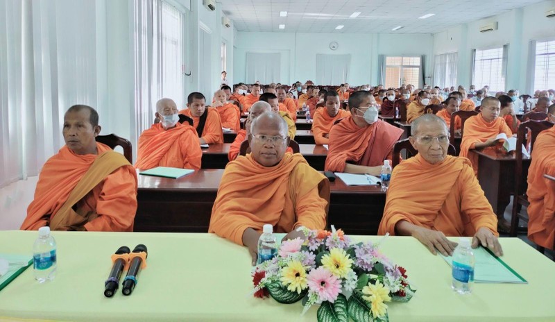 Lớp tập huấn cho chức sắc, chức việc Phật giáo Nam tông Khmer. 