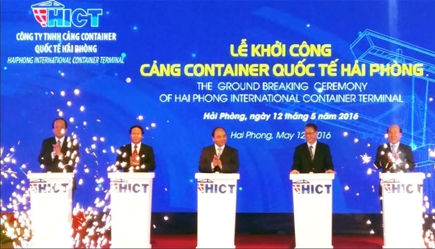 Thủ tướng Nguyễn Xuân Phúc phát lệnh khởi công Cảng container quốc tế Hải Phòng