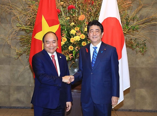 Thủ tướng Nguyễn Xuân Phúc với Thủ tướng Nhật Bản S.A-bê.